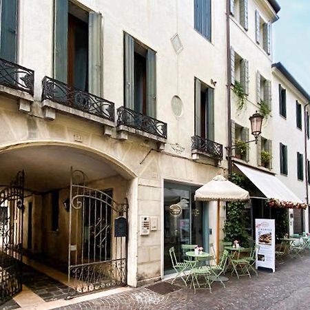 Dolfin Apartment * * * * * Treviso Luaran gambar