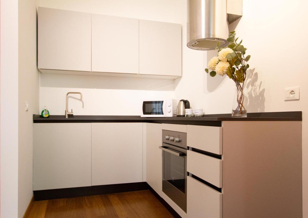 Dolfin Apartment * * * * * Treviso Luaran gambar